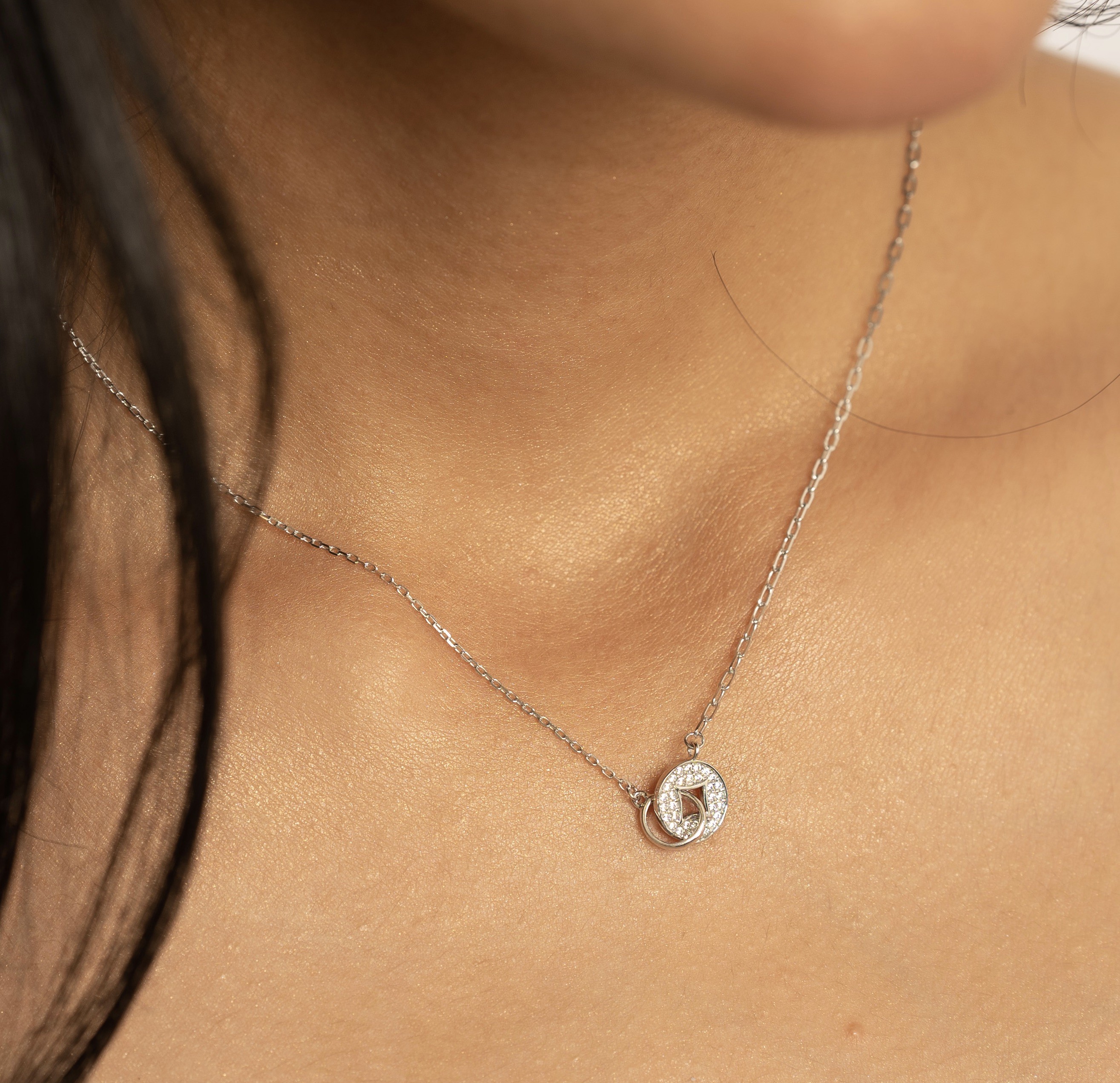 OS - Circles Entwined Necklace