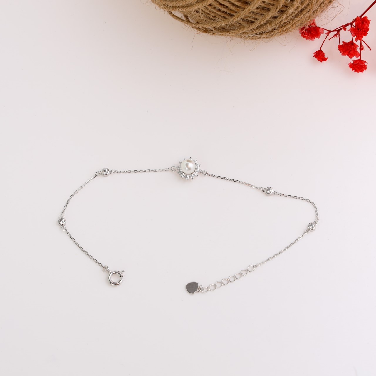 OS - 1 Pearl bracelet